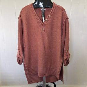 JODIFL knit sweater (tunic style) size small OVERSIZED a large could easily fit